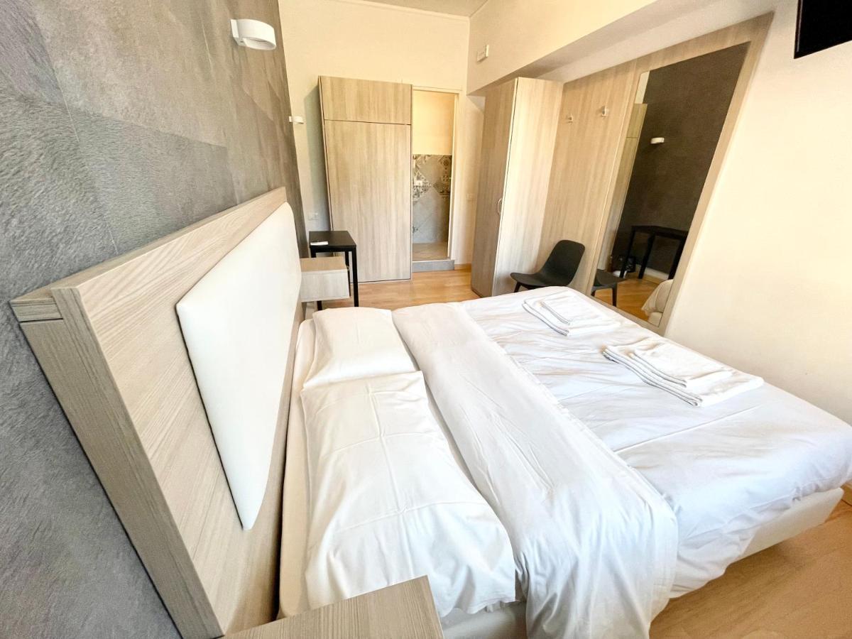 Luciano Laterani Guest House ローマ エクステリア 写真