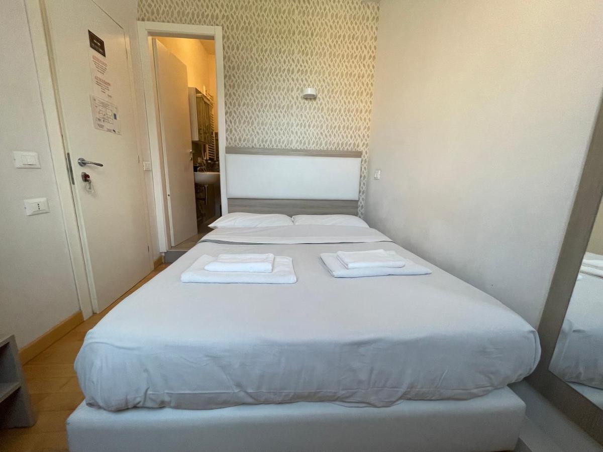 Luciano Laterani Guest House ローマ エクステリア 写真