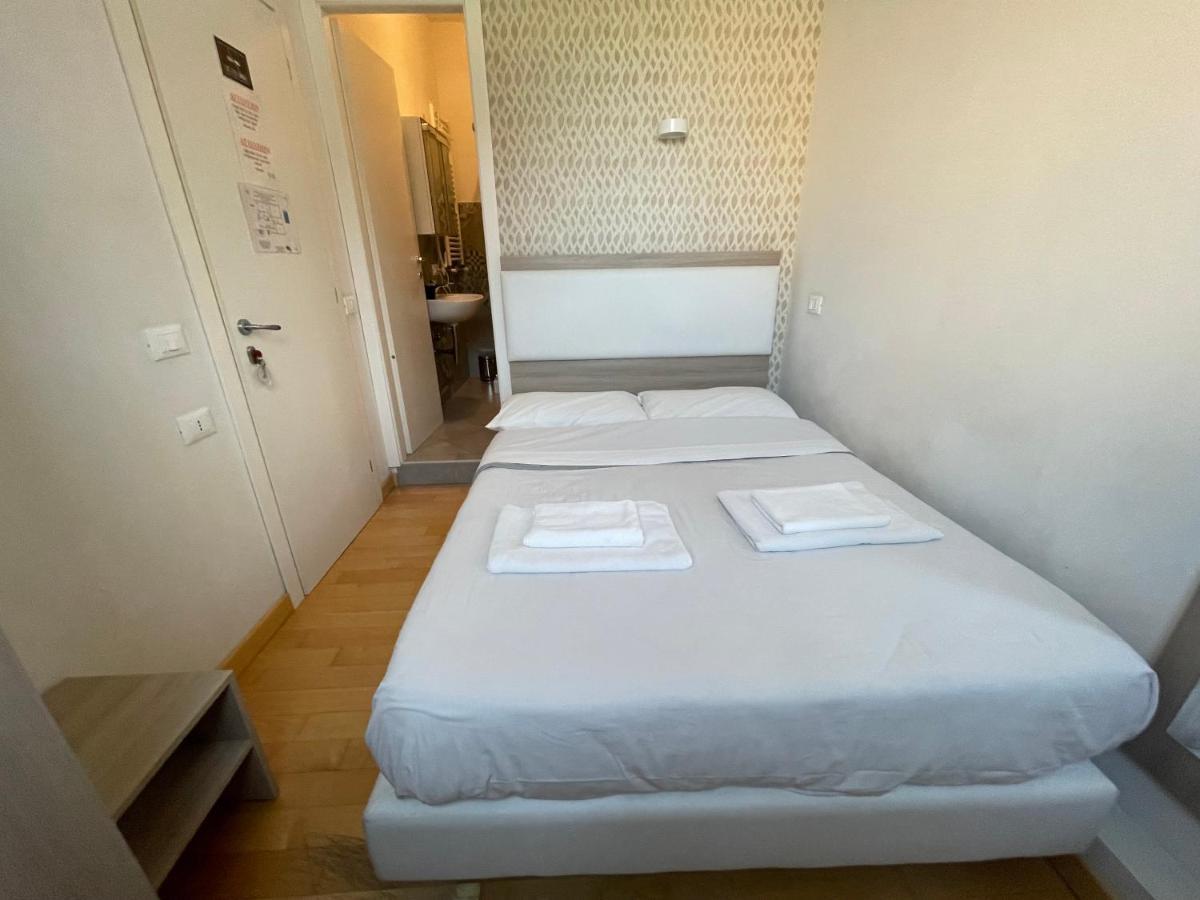 Luciano Laterani Guest House ローマ エクステリア 写真