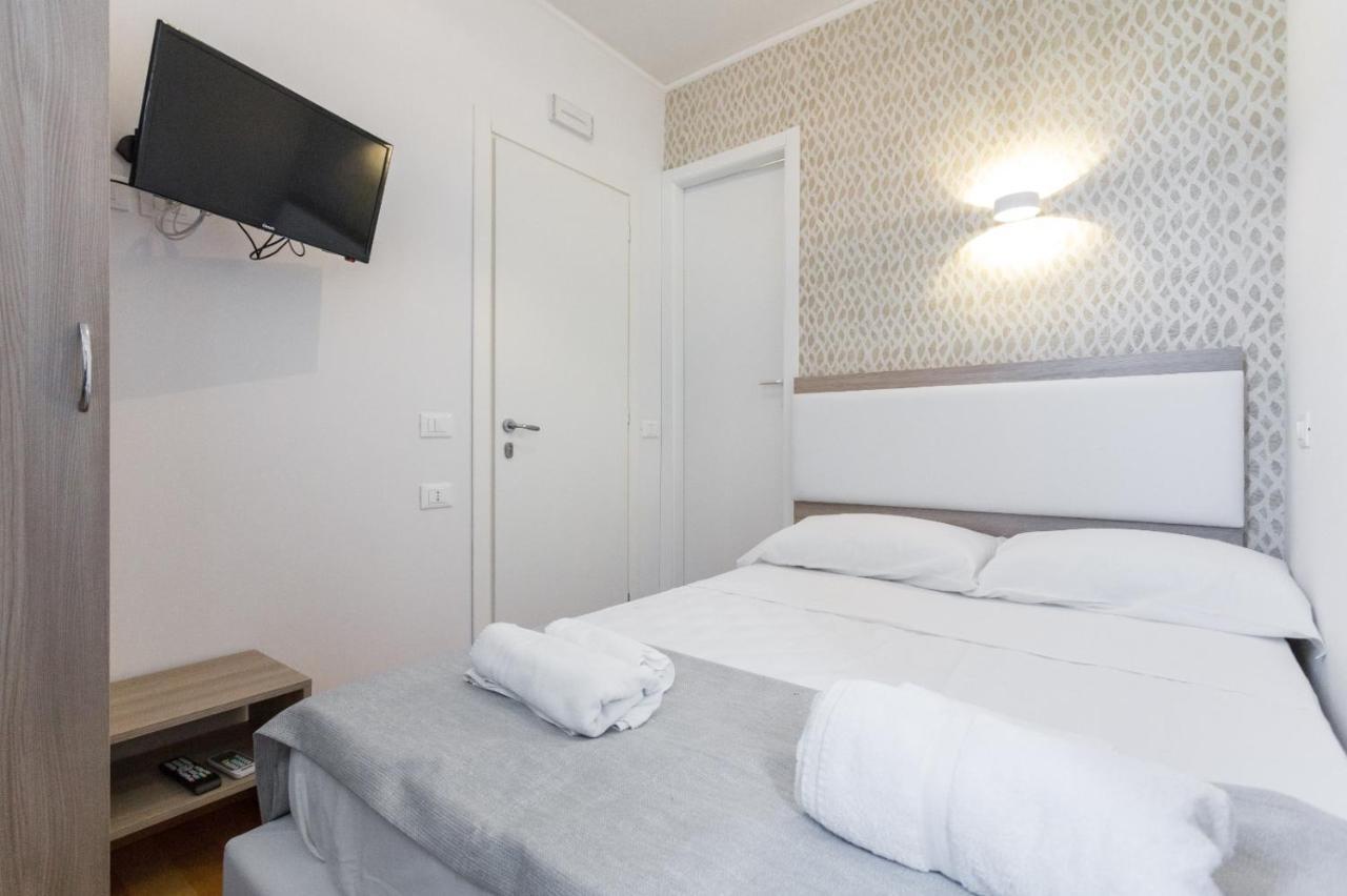 Luciano Laterani Guest House ローマ エクステリア 写真
