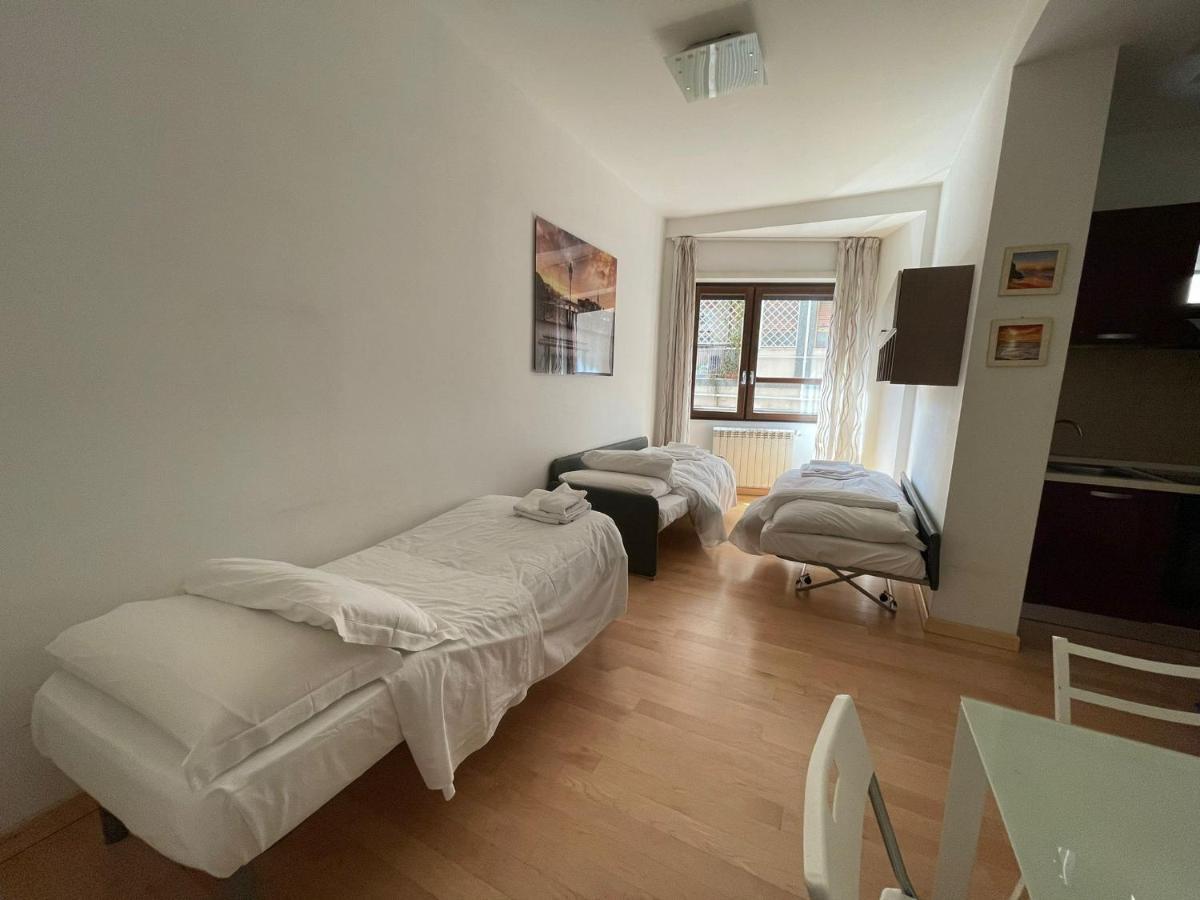 Luciano Laterani Guest House ローマ エクステリア 写真