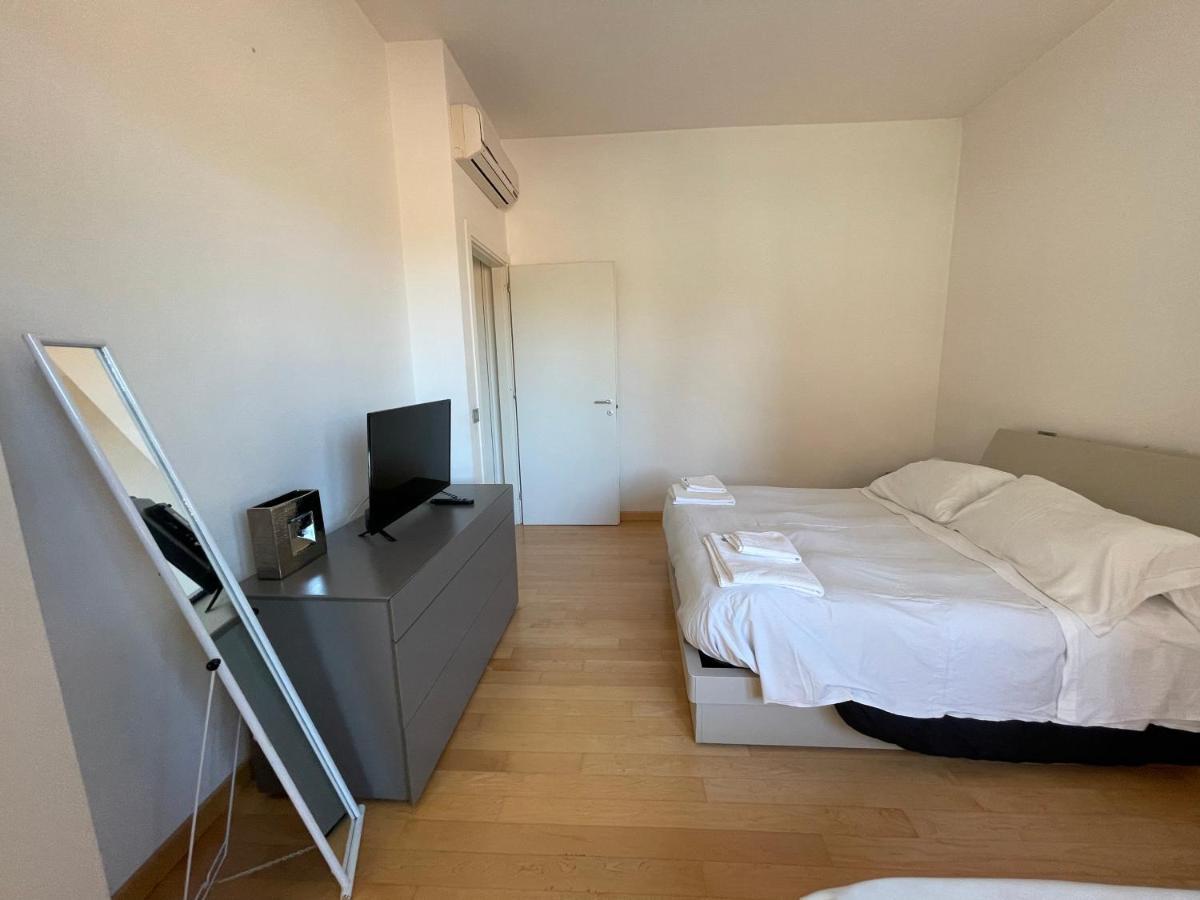 Luciano Laterani Guest House ローマ エクステリア 写真