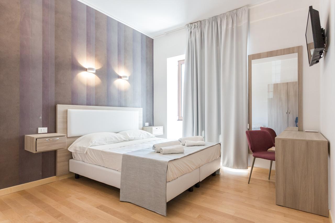 Luciano Laterani Guest House ローマ エクステリア 写真
